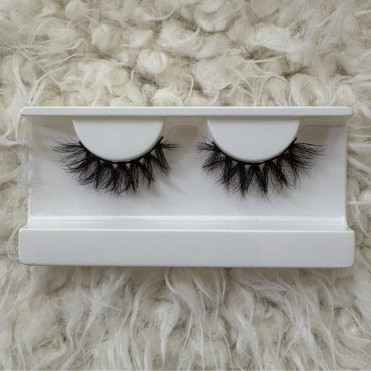 DS108 Lashes