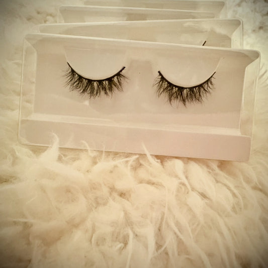 DS100 Lashes